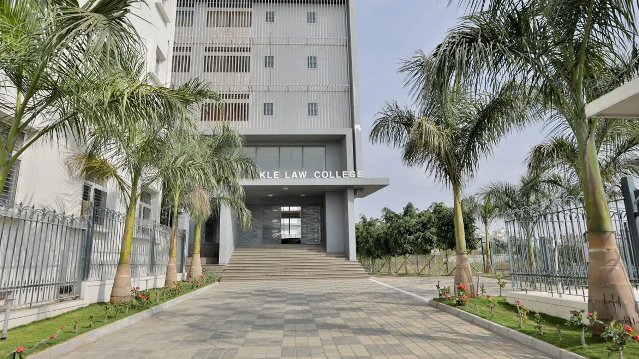 Campus of KLE Society's Law College, Bengaluru