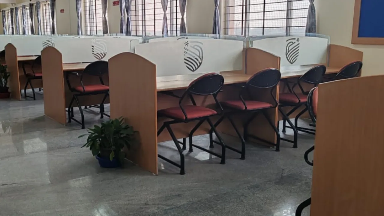 The campus at M.S. Ramaiah College of Arts, Science and Commerce (MSRCASC), Mathikere