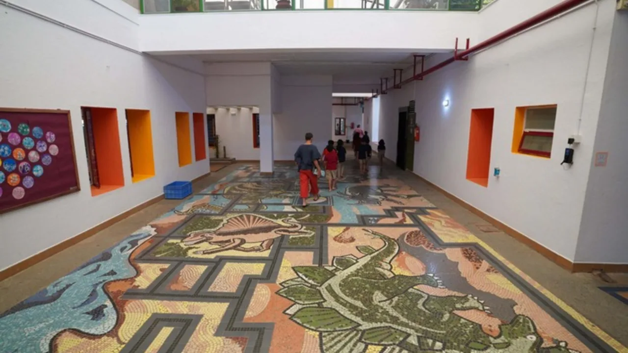 Dinosaur Courtyard