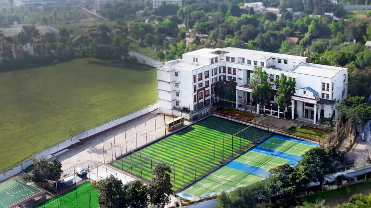 Campus of Primus Public School